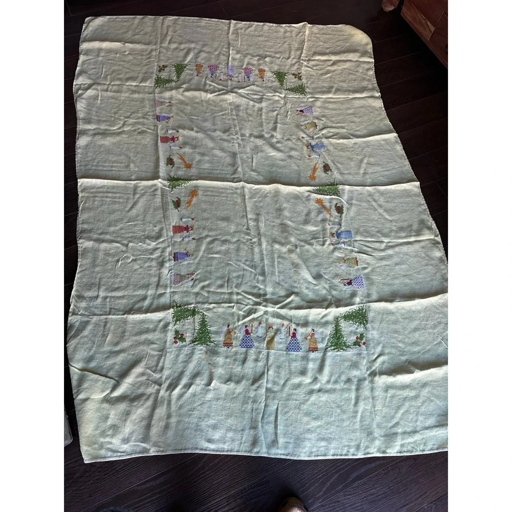 60's Vintage Hand Embroidered Cross Stitched  Christmas Table Cloth with Napkins